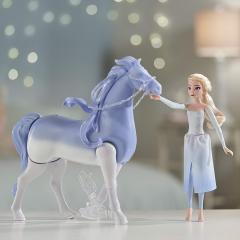 Set joaca - Frozen II: Elsa + Swim & Walk Nokk
